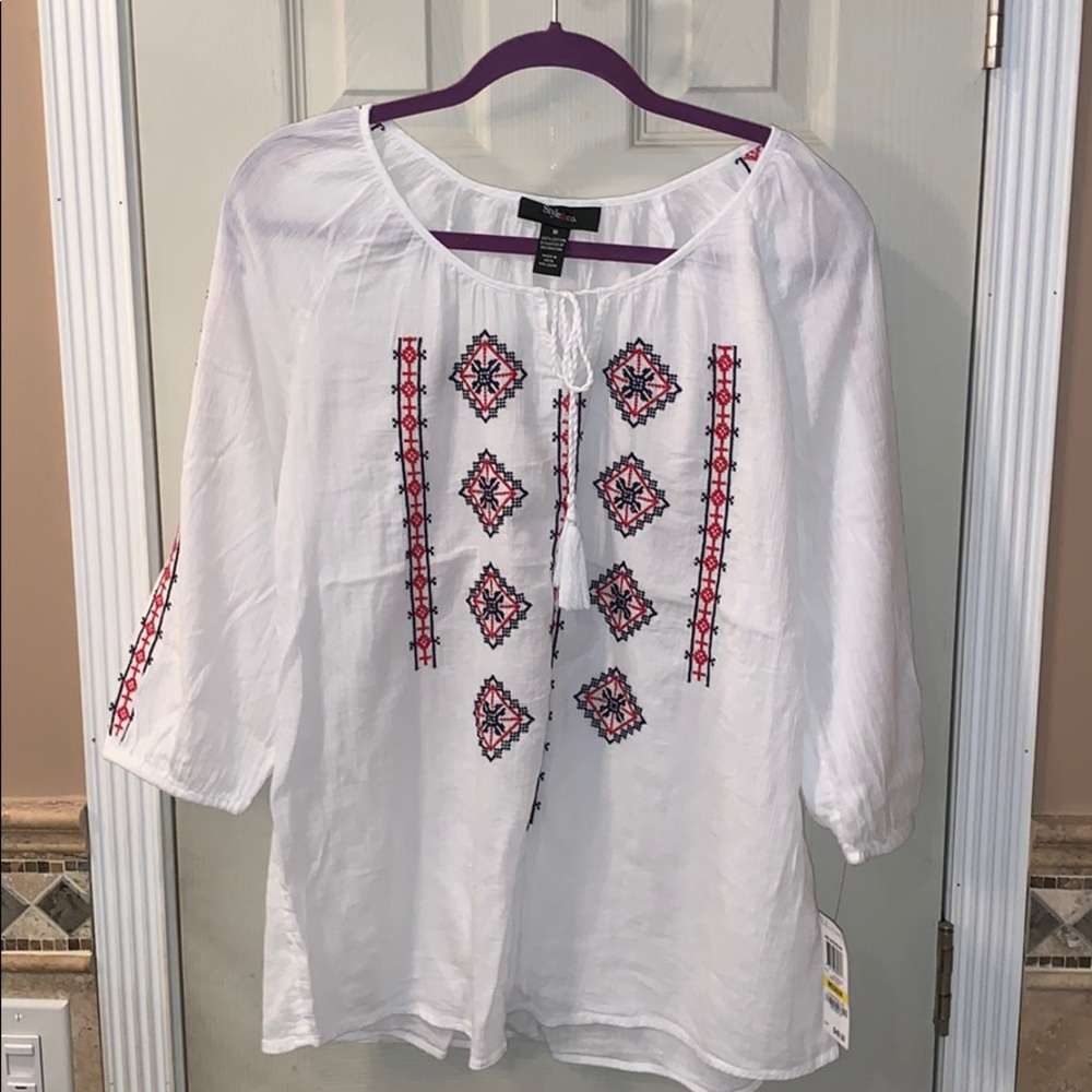 Embroidered blouse